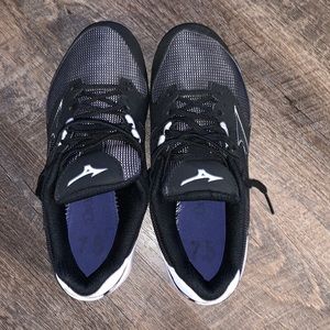 MIZUNO TURF SHOES!!